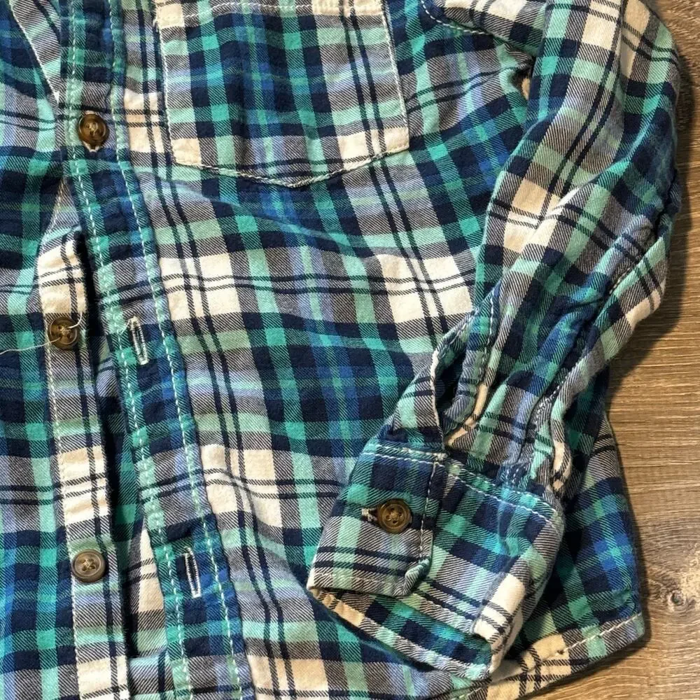 Carter's Blue Plaid Button Down w/ Chase stitched back- size 4t